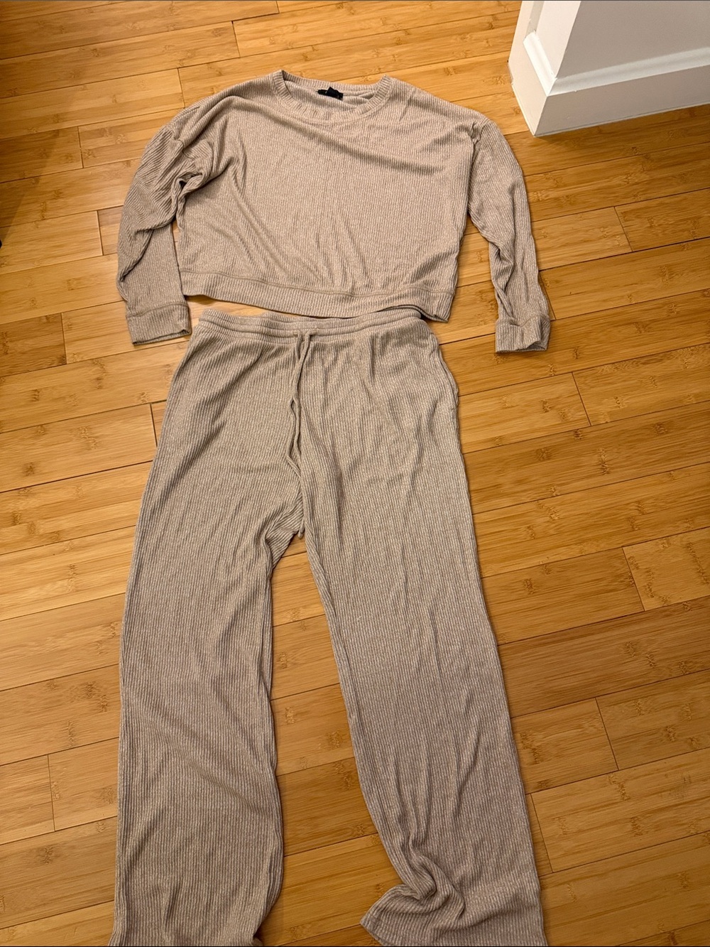 Alfani Beige Ribbed Two-Piece Lounge Set